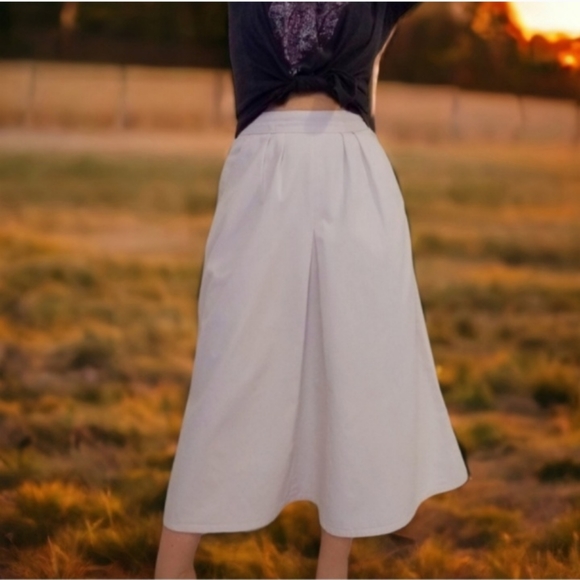 Vtg CK Pale Pink Denim Skirt - Picture 2 of 16